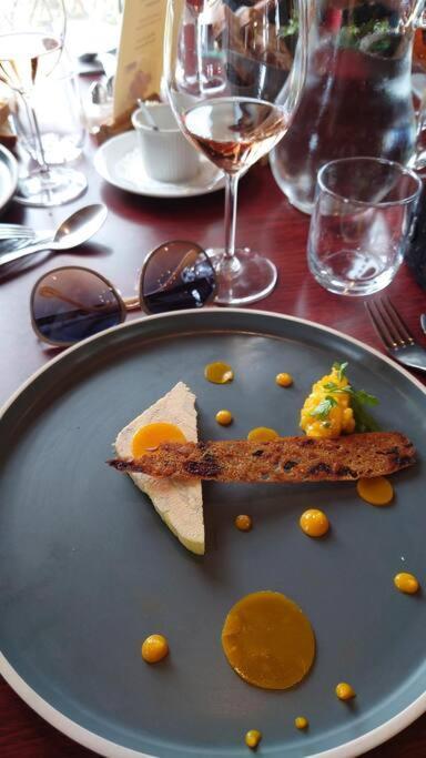 Entre Pierre Et Vigne - Charming Former Winery Farmhouse With Hot Tub & Swimming Pool Monestier  Екстериор снимка